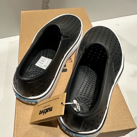 BNIB kids. Jiffy Black/white Native shoes - Picture 2 of 4